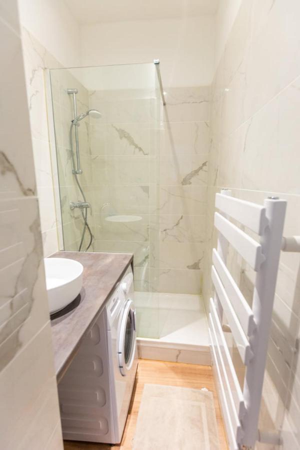 Bel appartement Type T3 refait a neuf Marseille Extérieur photo